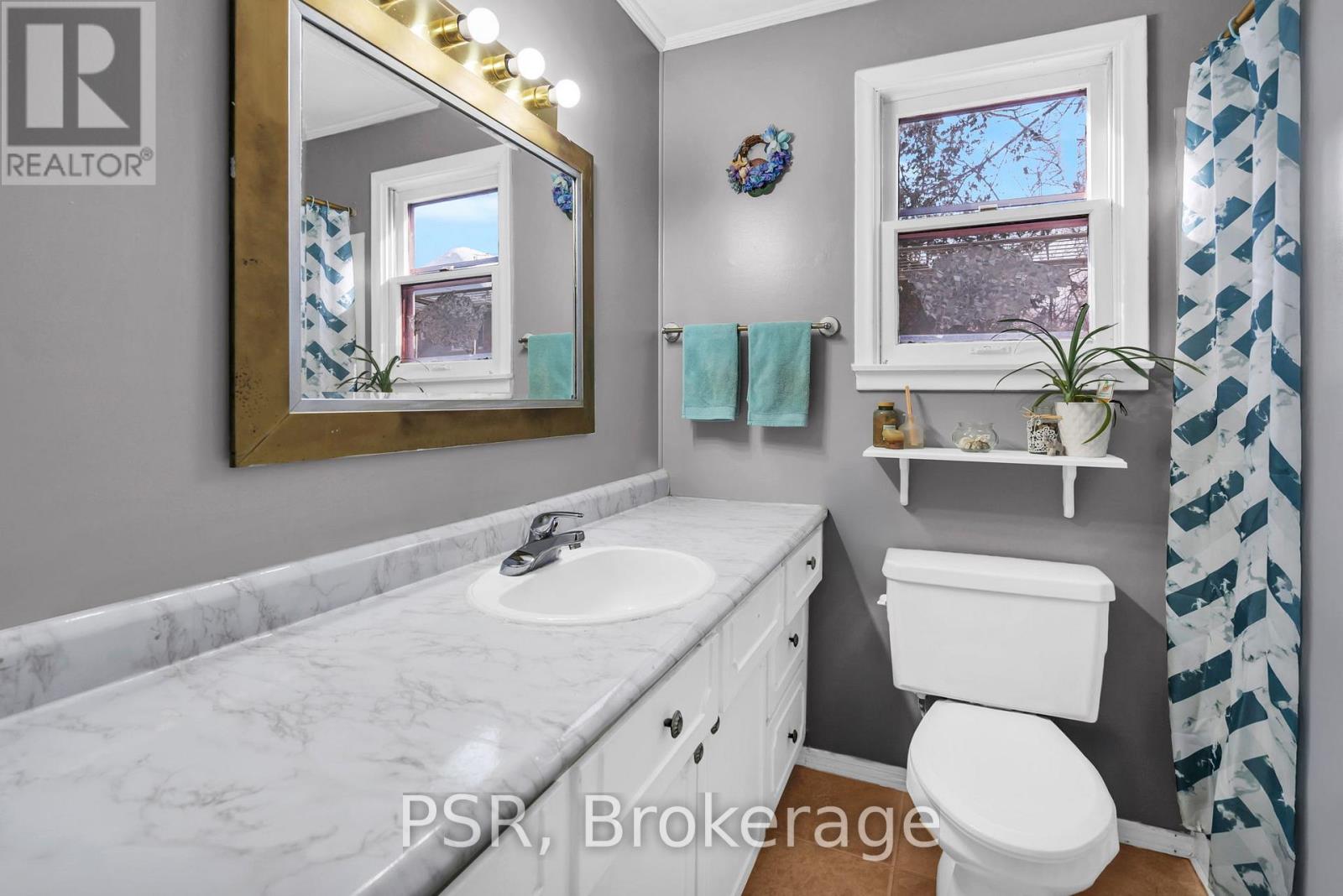 58 De La Salle Boulevard, Georgina, Ontario  L0E 1L0 - Photo 26 - N12615462