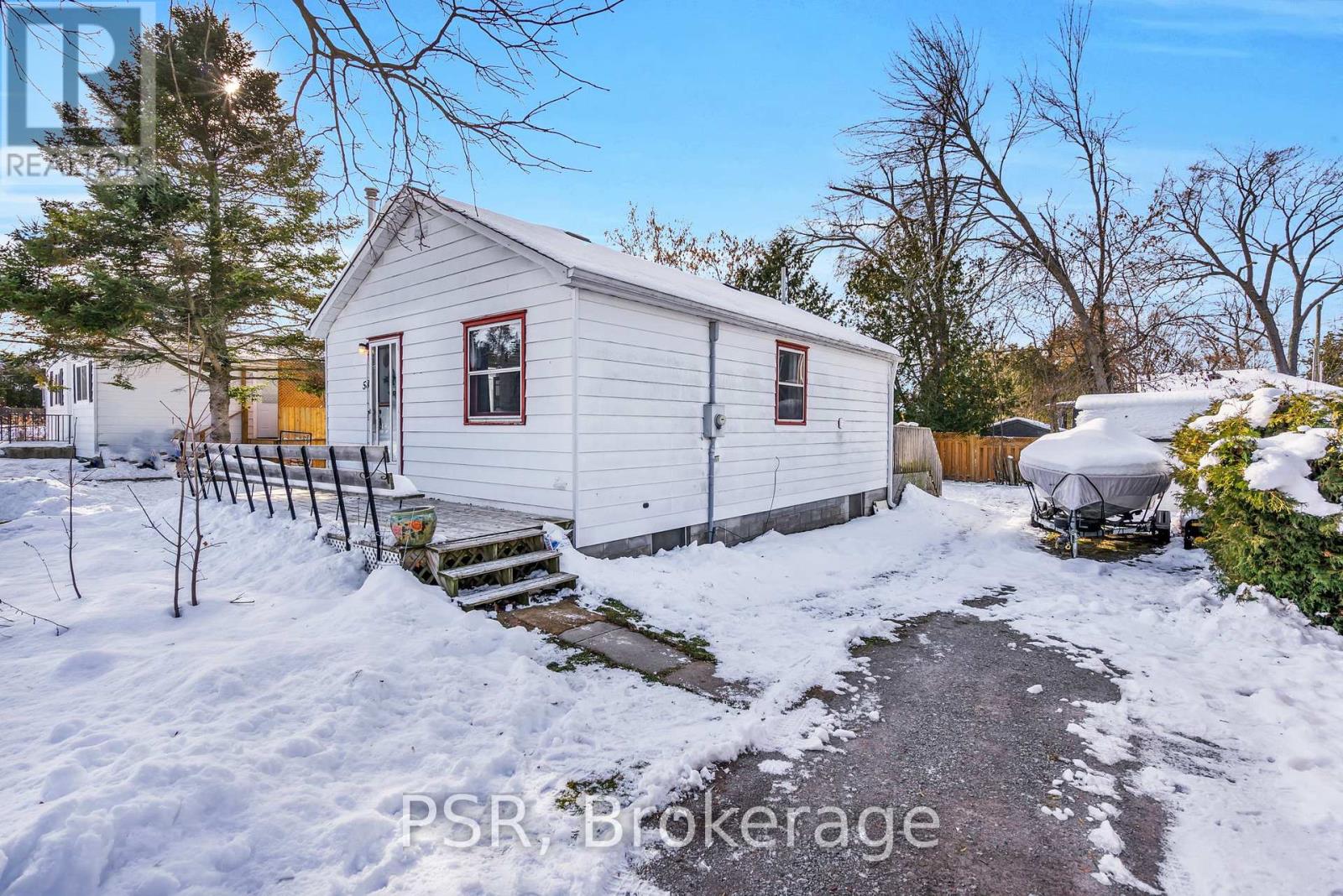 58 De La Salle Boulevard, Georgina, Ontario  L0E 1L0 - Photo 6 - N12615462