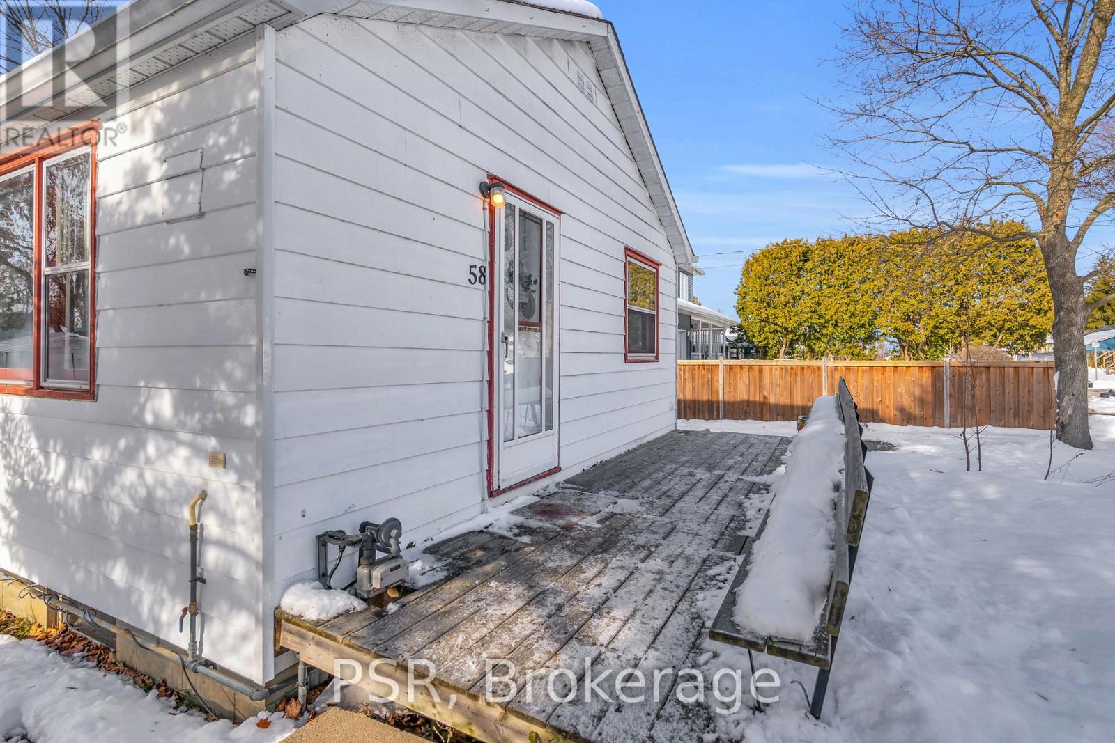 58 De La Salle Boulevard, Georgina, Ontario  L0E 1L0 - Photo 7 - N12615462