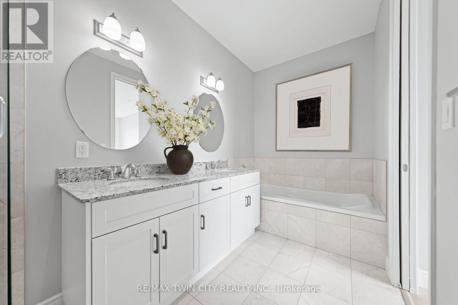 706 - 223 Erb Street W, Waterloo, Ontario  N2L 0B3 - Photo 36 - X12370834