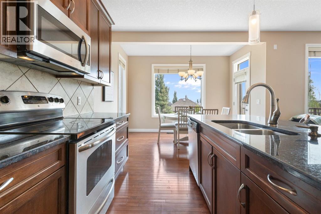 139 Sherwood Hill Nw, Calgary, Alberta  T3R 1P8 - Photo 4 - A2262436