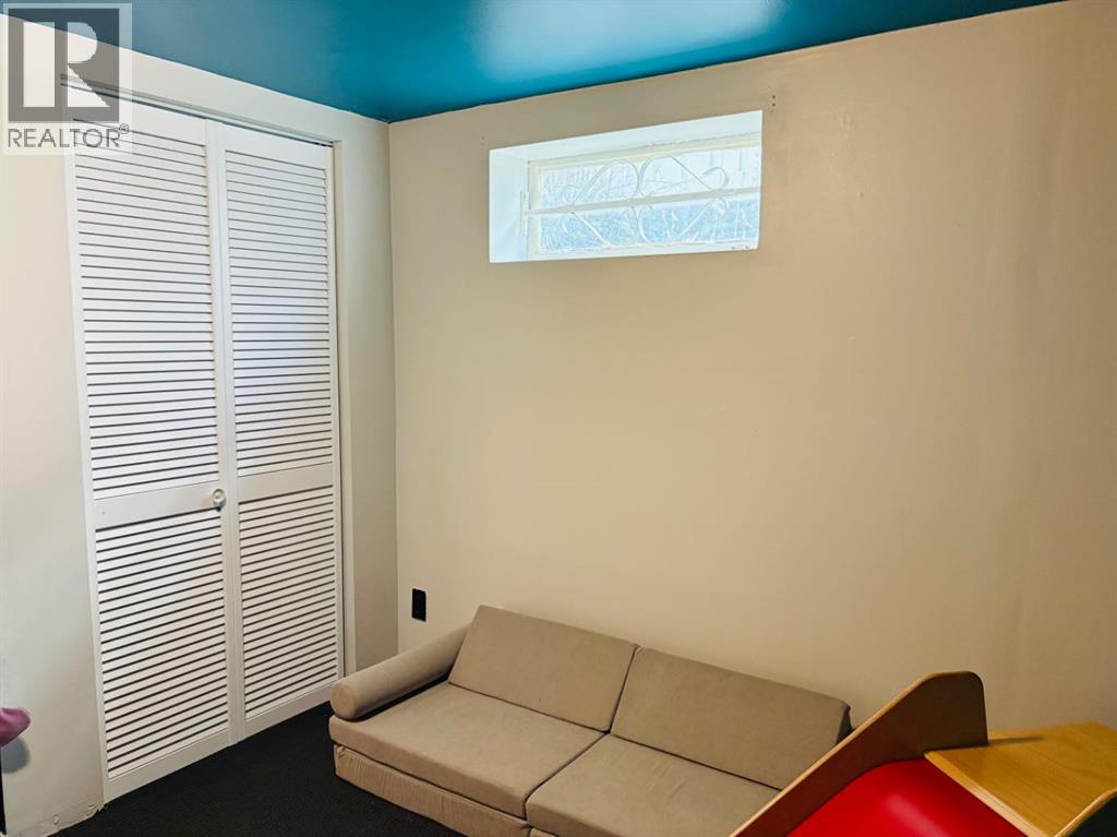 124 Glenpatrick Drive Sw, Calgary, Alberta  T3E 4L6 - Photo 36 - A2269591