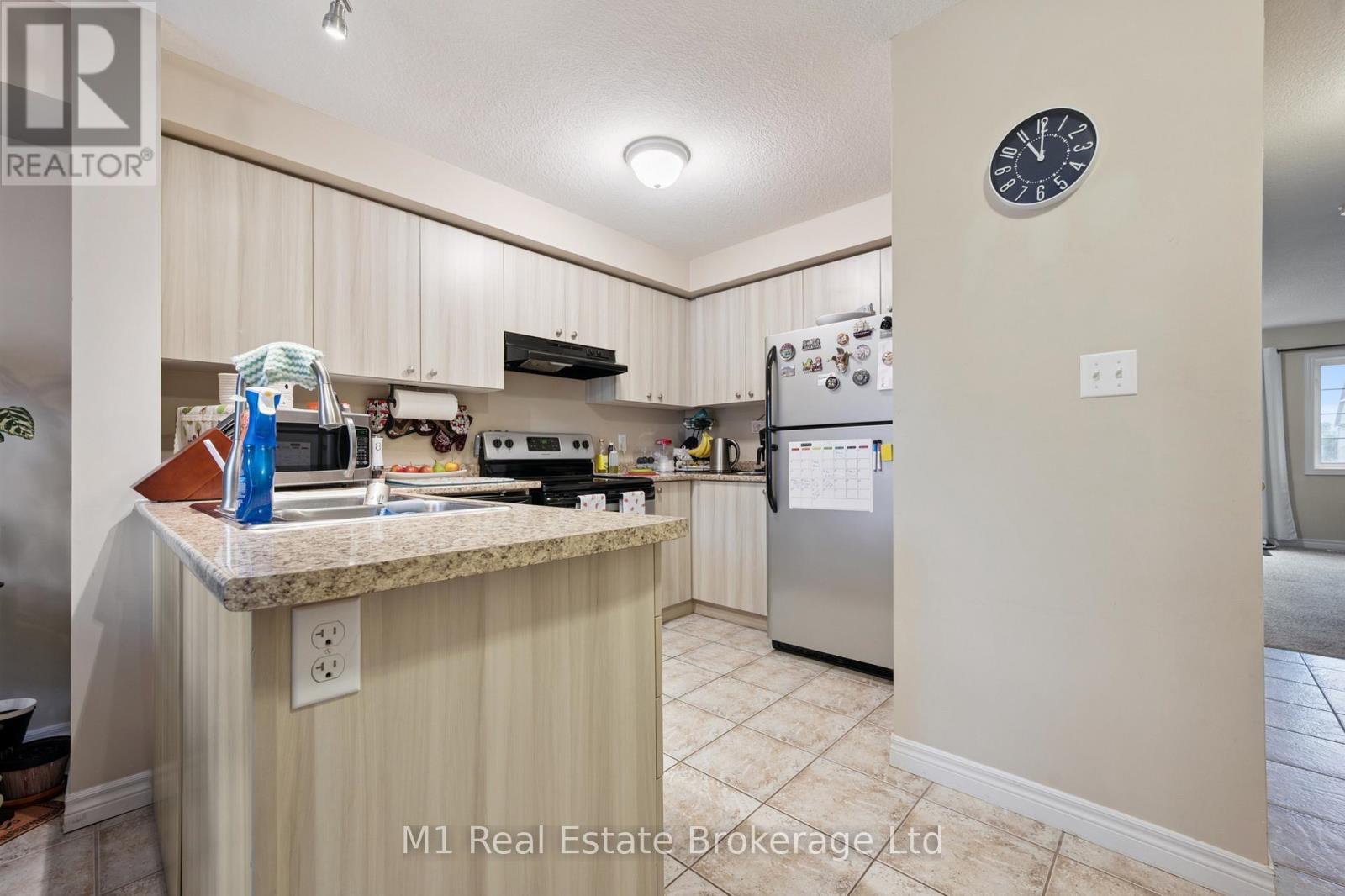 626a - 626 Woodlawn Road E, Guelph (Victoria North), Ontario  N1E 0K4 - Photo 10 - X12615572