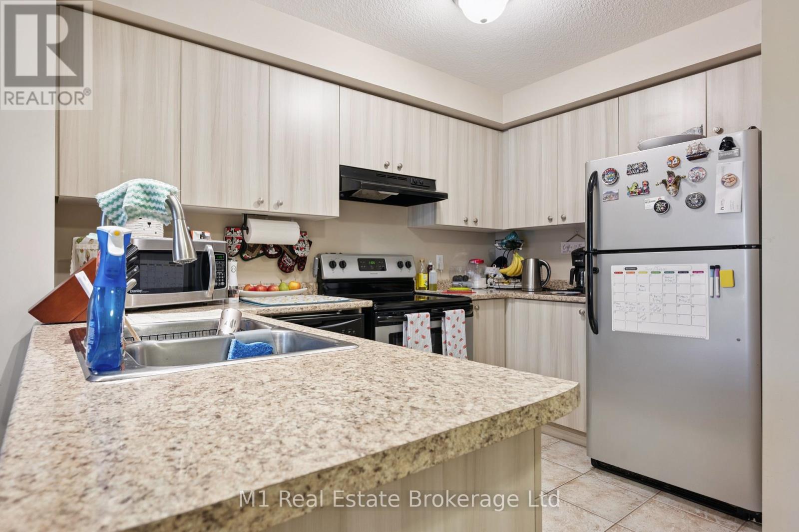 626a - 626 Woodlawn Road E, Guelph (Victoria North), Ontario  N1E 0K4 - Photo 11 - X12615572