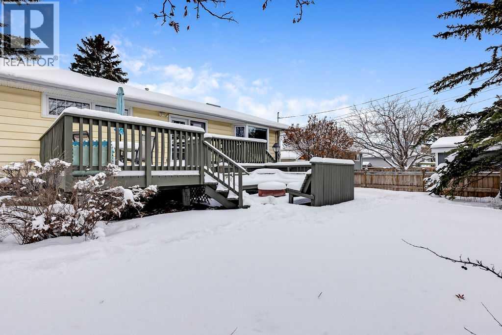 79 Chancellor Way Nw, Calgary, Alberta  T2K 1Y3 - Photo 14 - A2274614