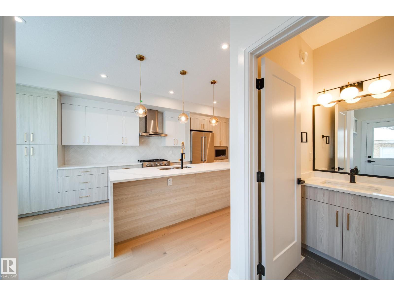 10649 81 St Nw, Edmonton, Alberta  T6A 3W7 - Photo 12 - E4467834