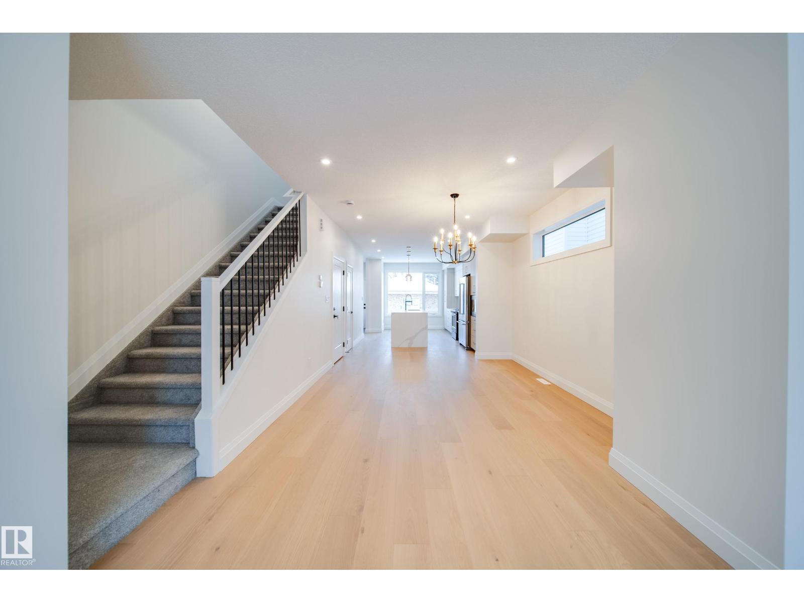 10649 81 St Nw, Edmonton, Alberta  T6A 3W7 - Photo 13 - E4467834