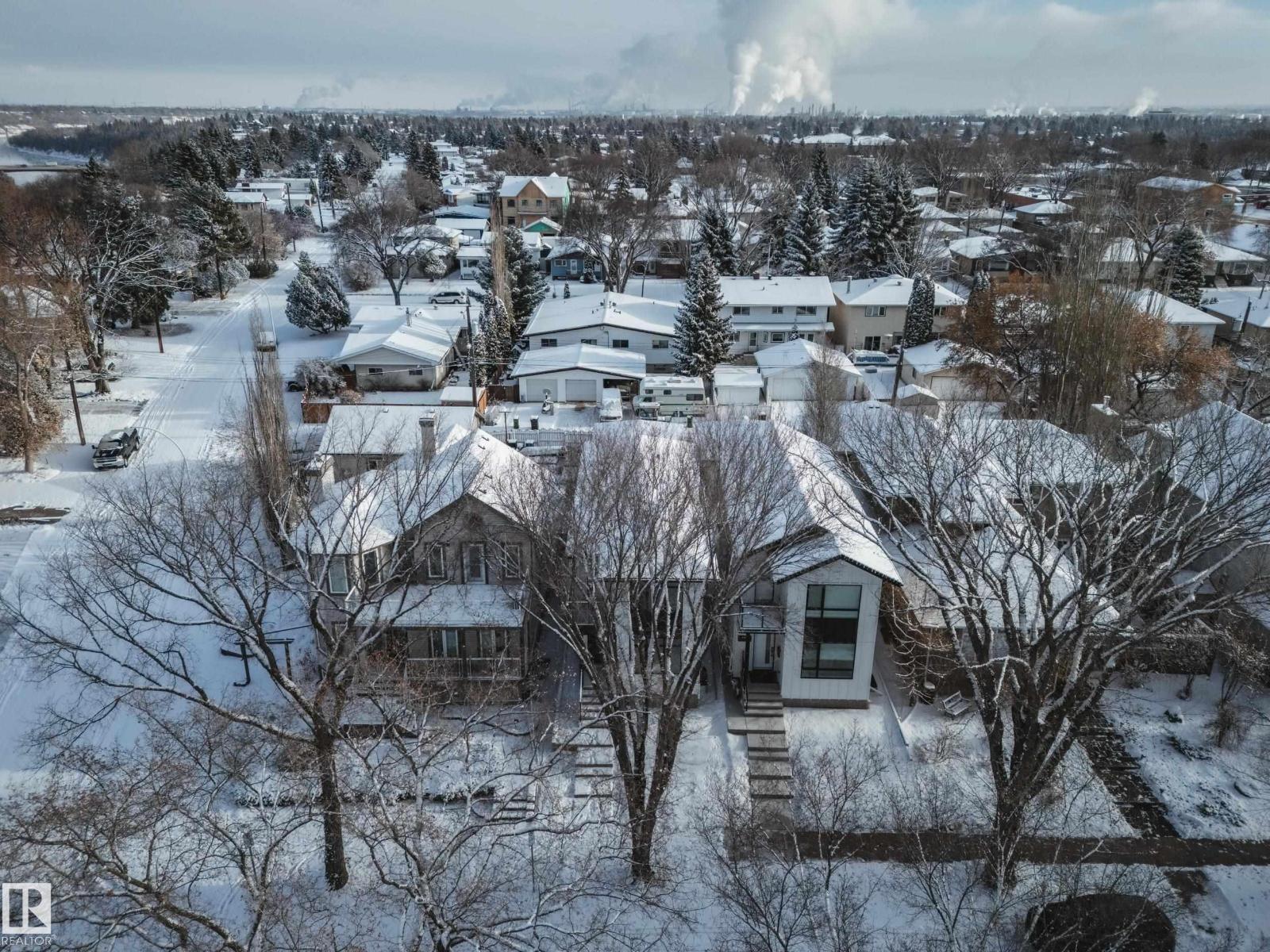 10649 81 St Nw, Edmonton, Alberta  T6A 3W7 - Photo 3 - E4467834