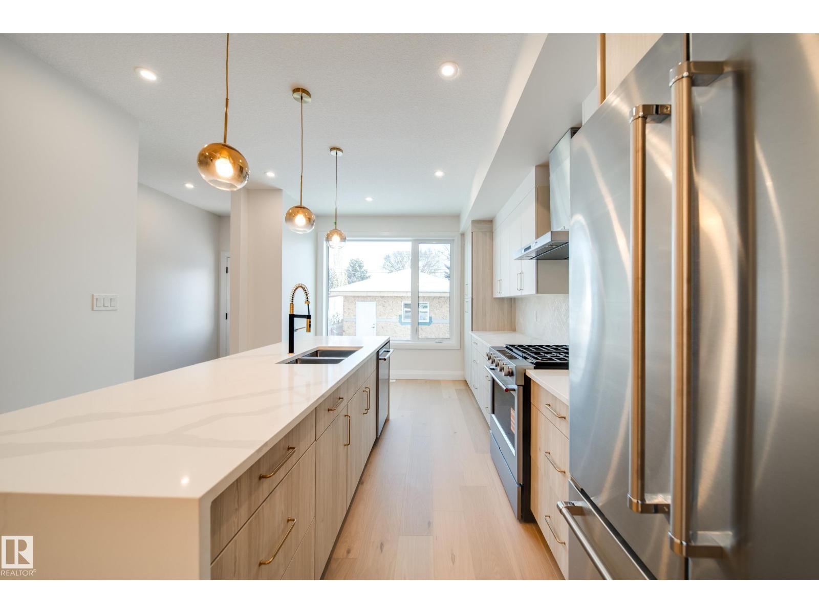 10649 81 St Nw, Edmonton, Alberta  T6A 3W7 - Photo 6 - E4467834