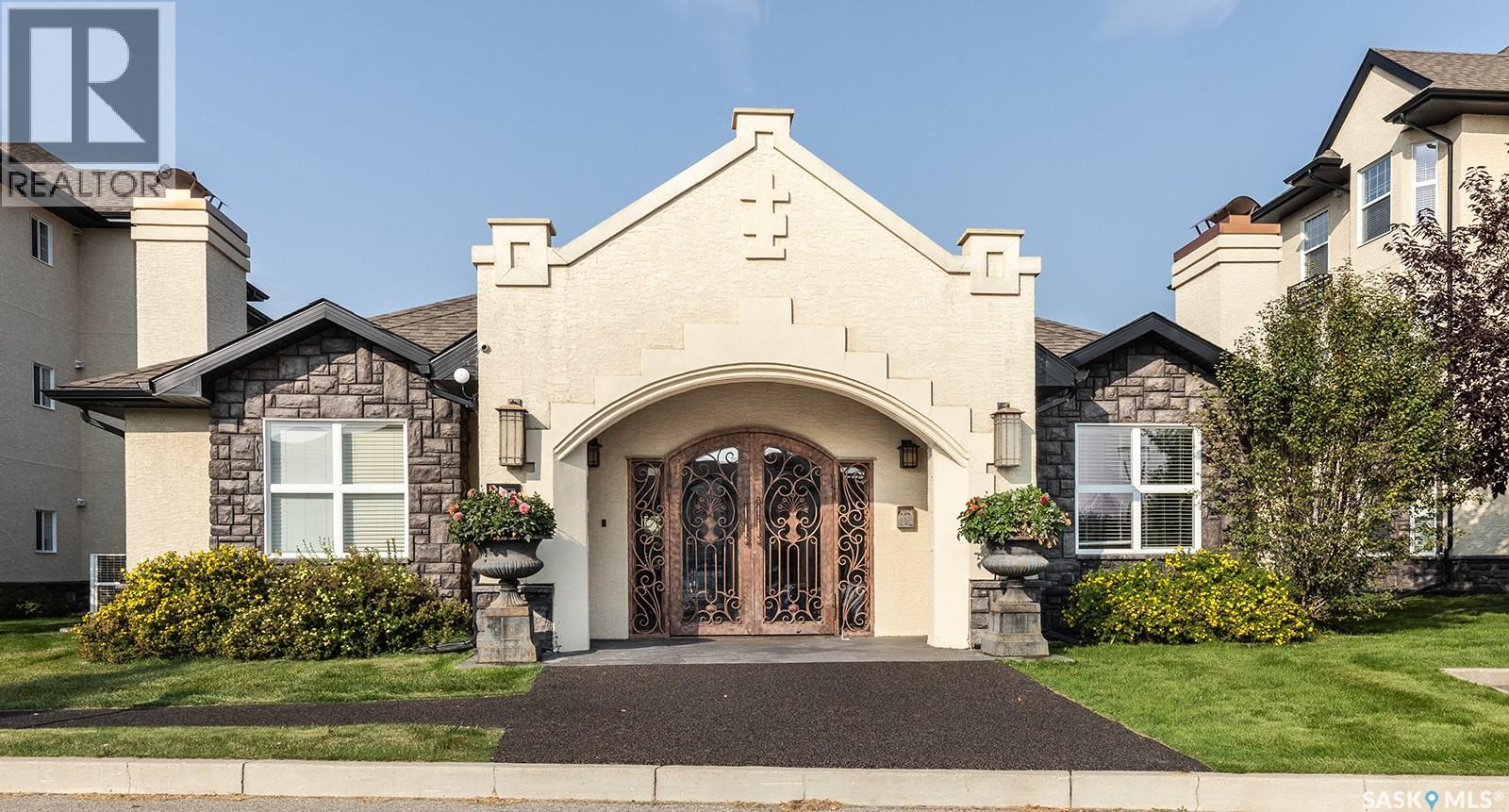 208B 415 Hunter ROAD, Saskatoon, Saskatchewan