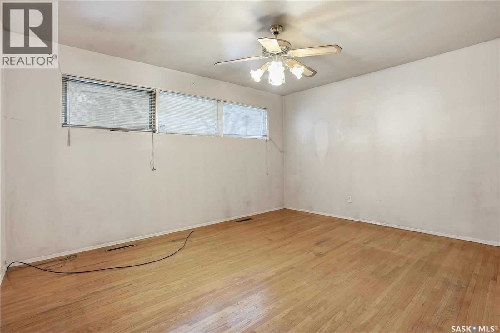 38 Portland Crescent, Regina, Saskatchewan  S4N 1Y1 - Photo 9 - SK025313