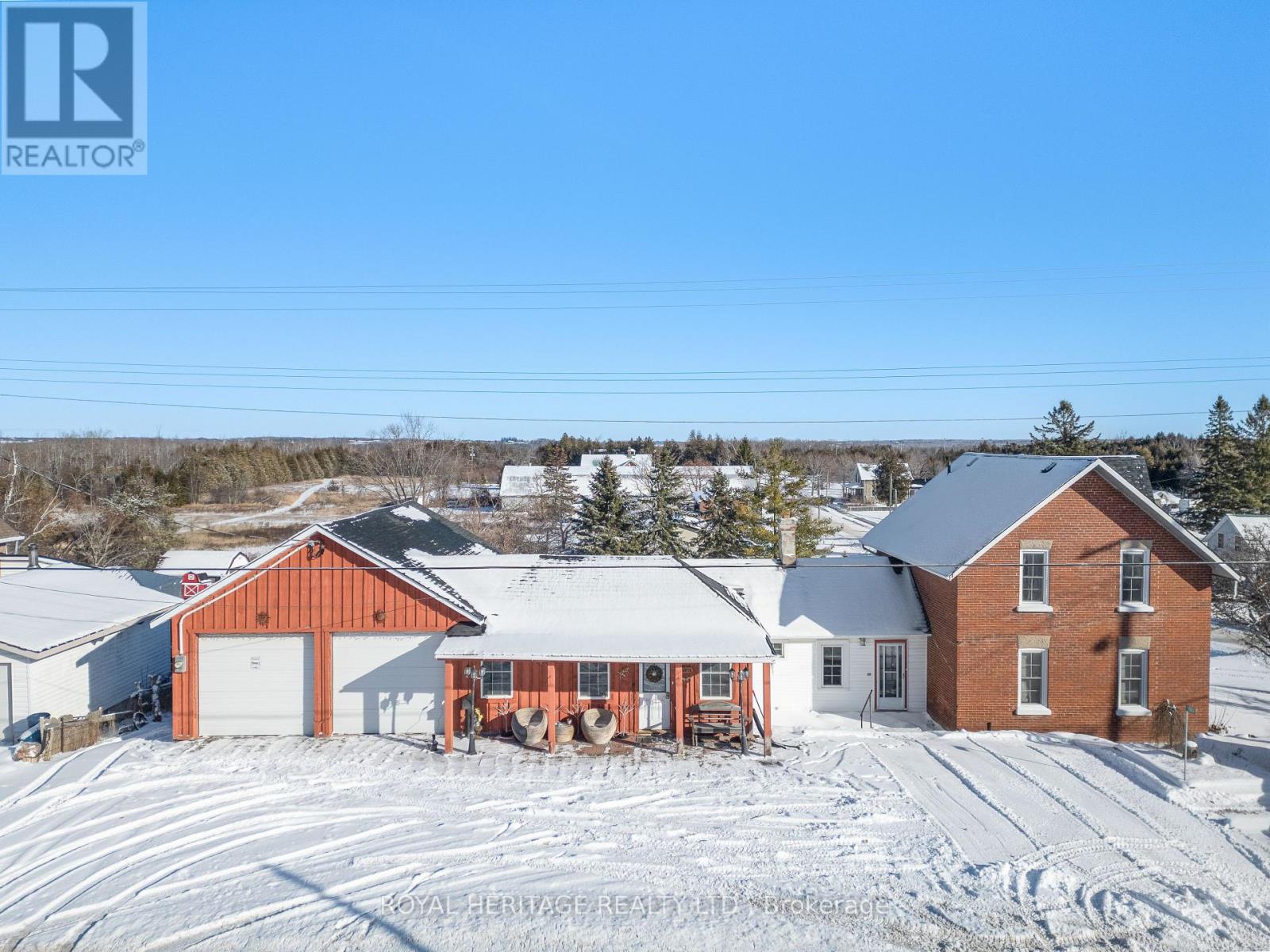 1984 Sturgeon Road, Kawartha Lakes, Ontario  K0M 1L0 - Photo 2 - X12320005