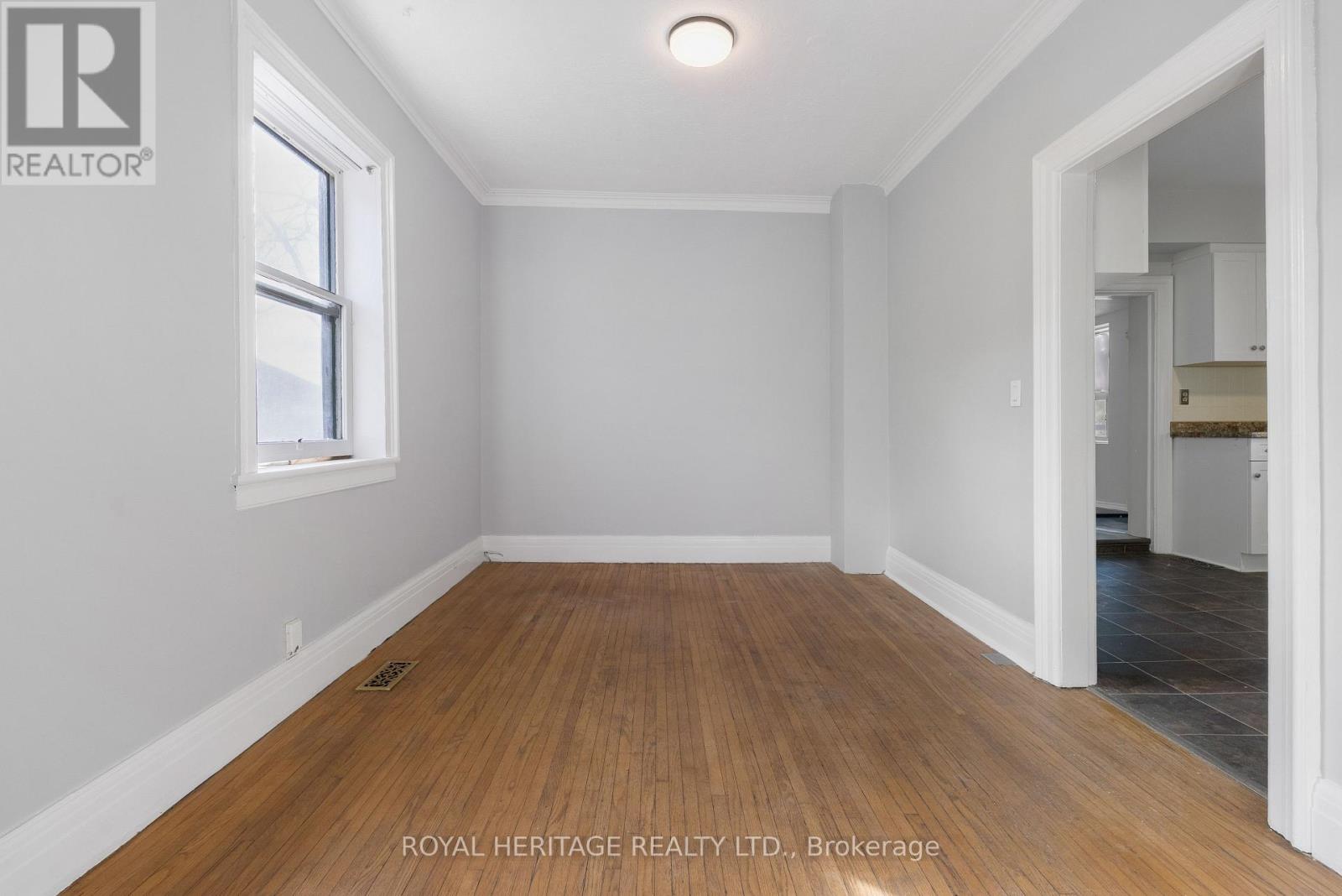 5 Adelaide Street S, Kawartha Lakes, Ontario  K9V 3J3 - Photo 10 - X12579434