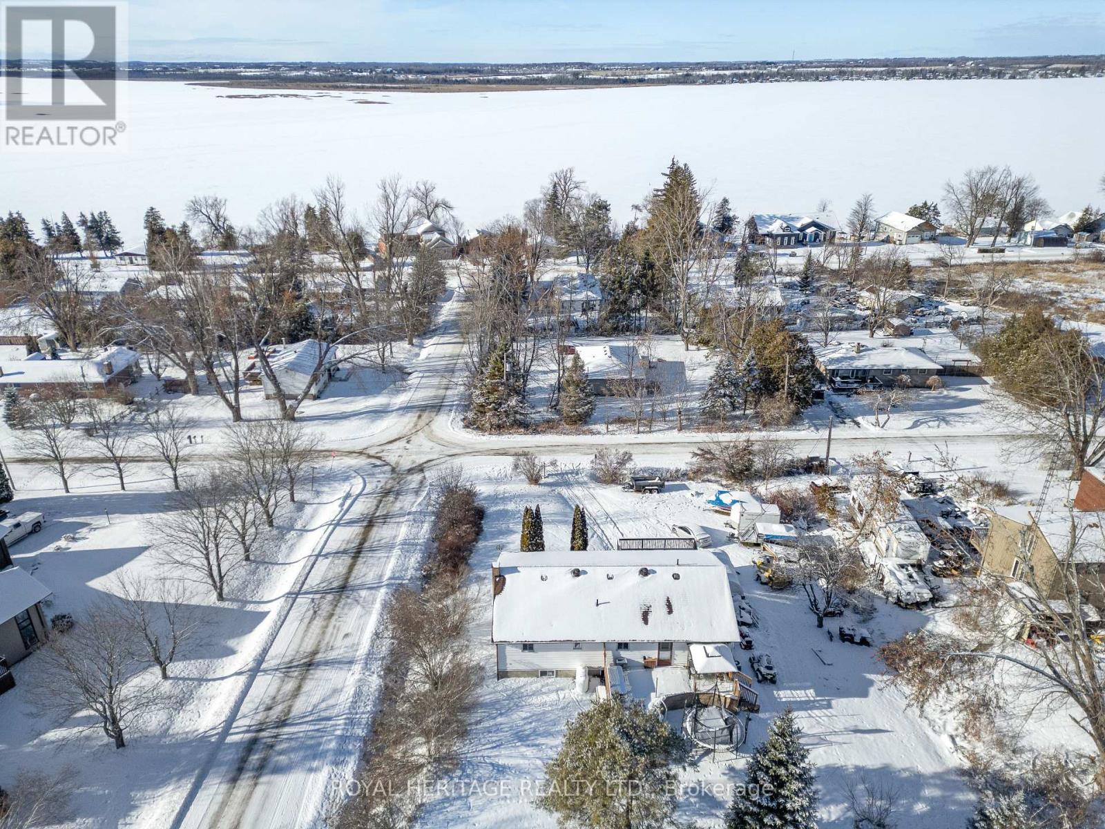 20 Buckhorn Road, Kawartha Lakes (Fenelon), Ontario  K9V 4R6 - Photo 3 - X12356913