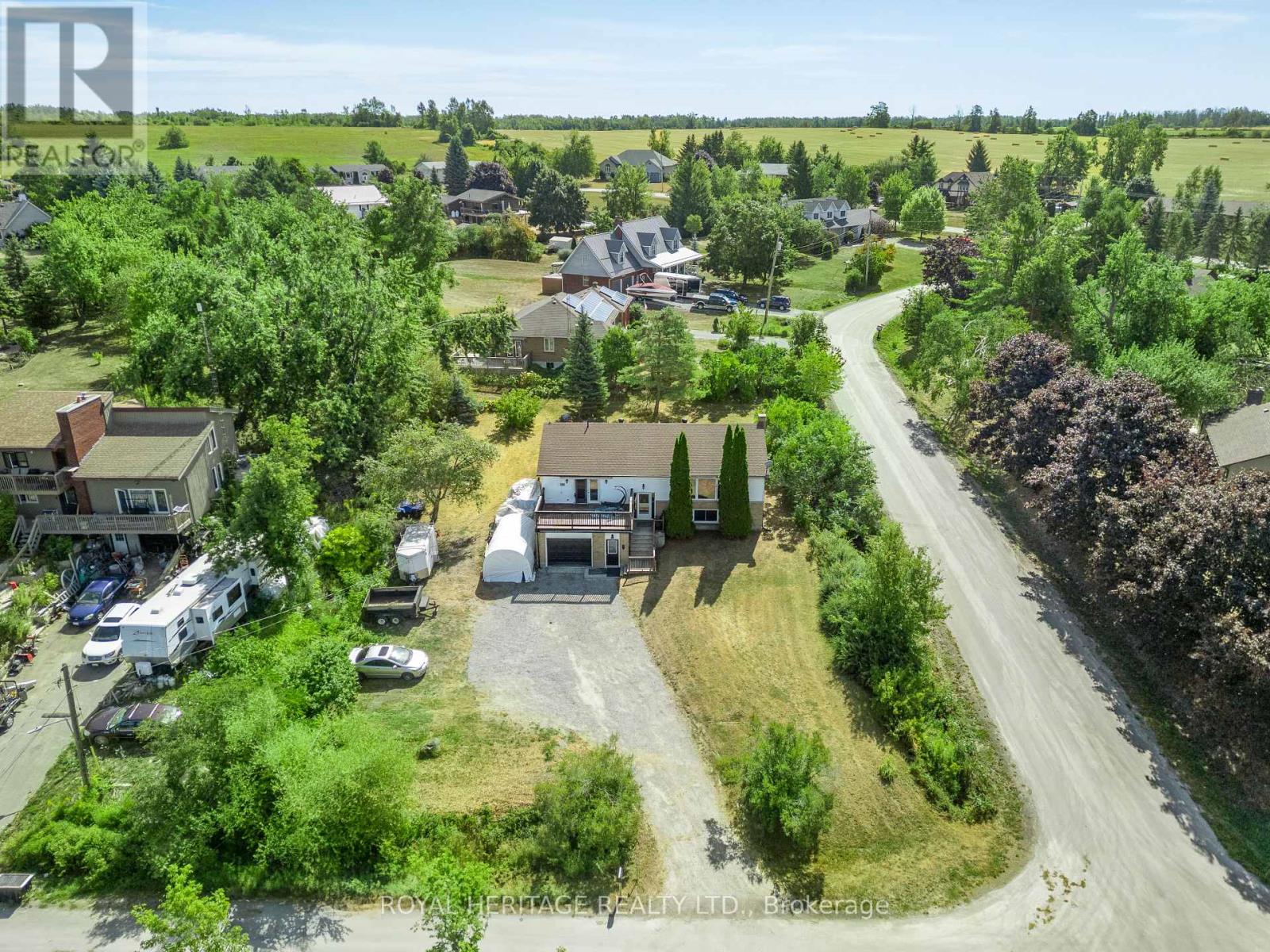 20 Buckhorn Road, Kawartha Lakes (Fenelon), Ontario  K9V 4R6 - Photo 32 - X12356913