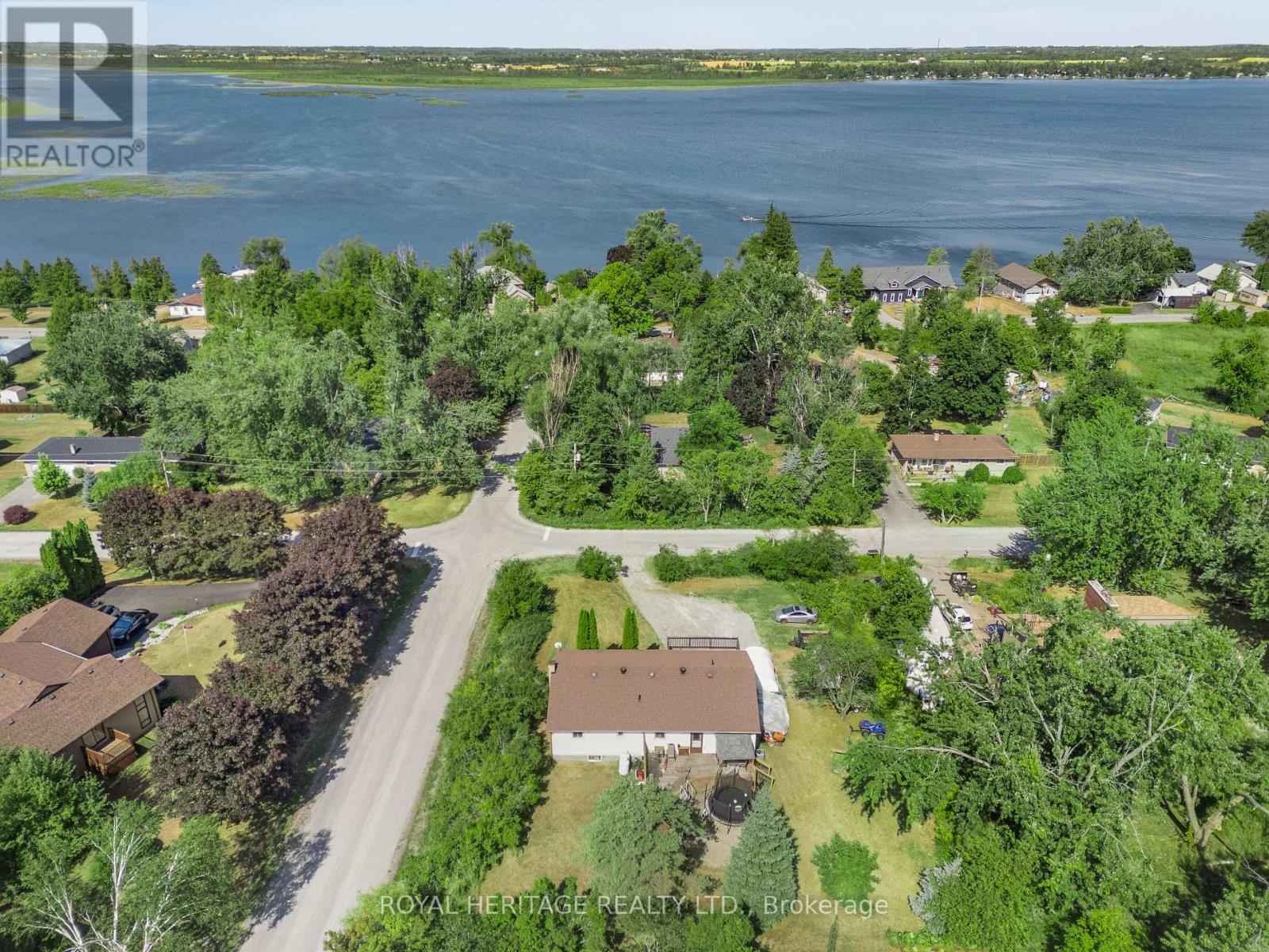 20 Buckhorn Road, Kawartha Lakes (Fenelon), Ontario  K9V 4R6 - Photo 34 - X12356913