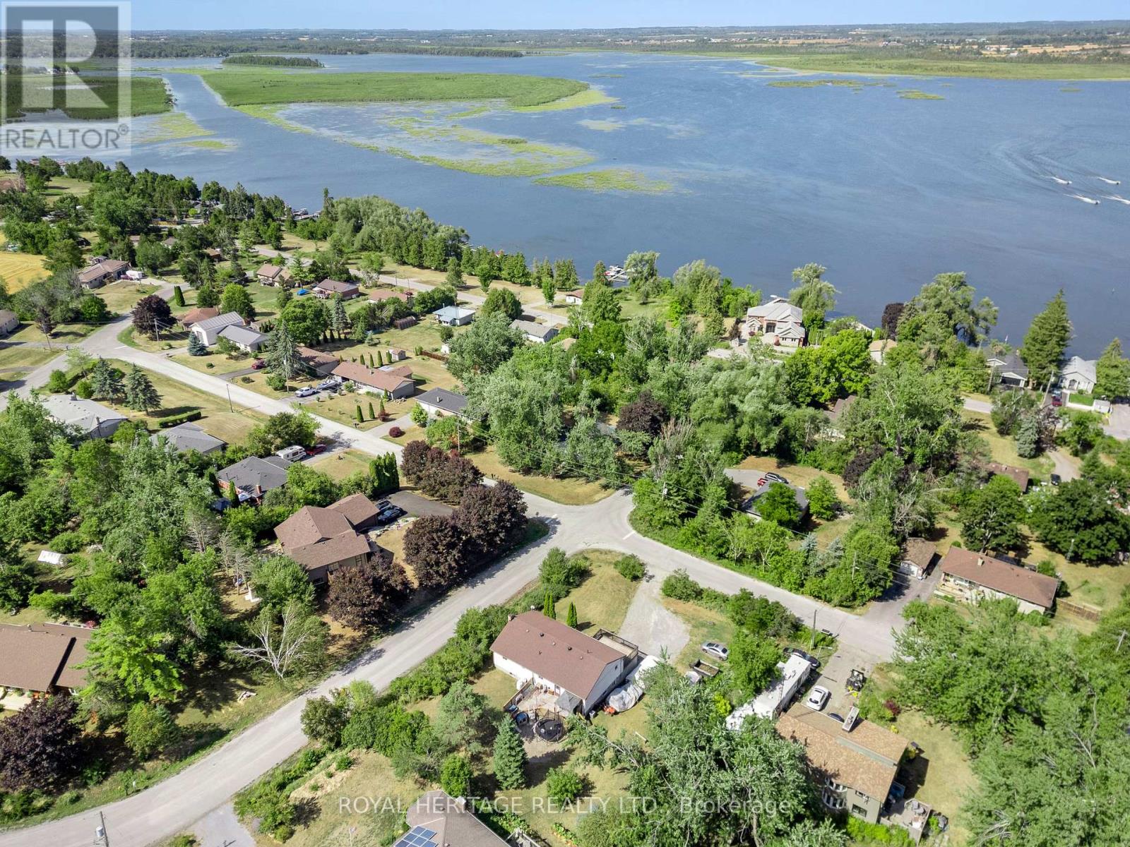 20 Buckhorn Road, Kawartha Lakes (Fenelon), Ontario  K9V 4R6 - Photo 6 - X12356913