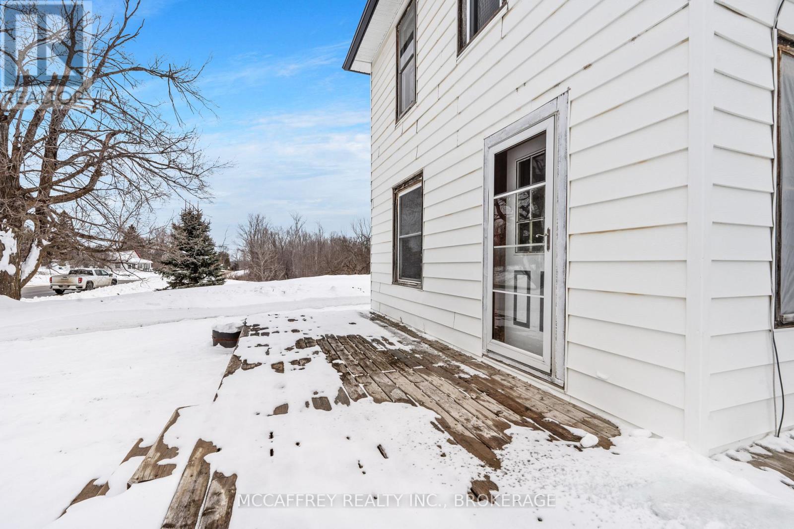 338 Burridge Road E, Frontenac, Ontario K0H 1T0 - Photo 26 - X12457335