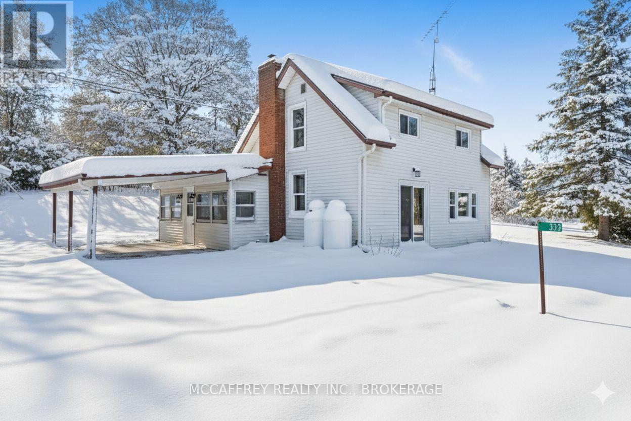 333 BURRIDGE ROAD, Frontenac, Ontario