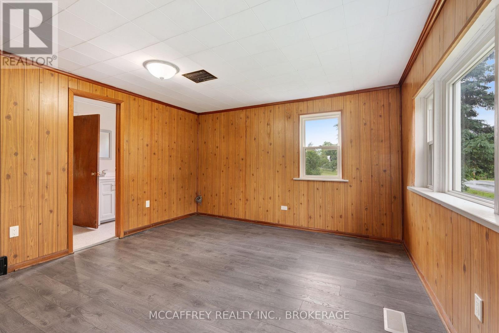 333 Burridge Road, Frontenac, Ontario  K0H 1T0 - Photo 12 - X12485529