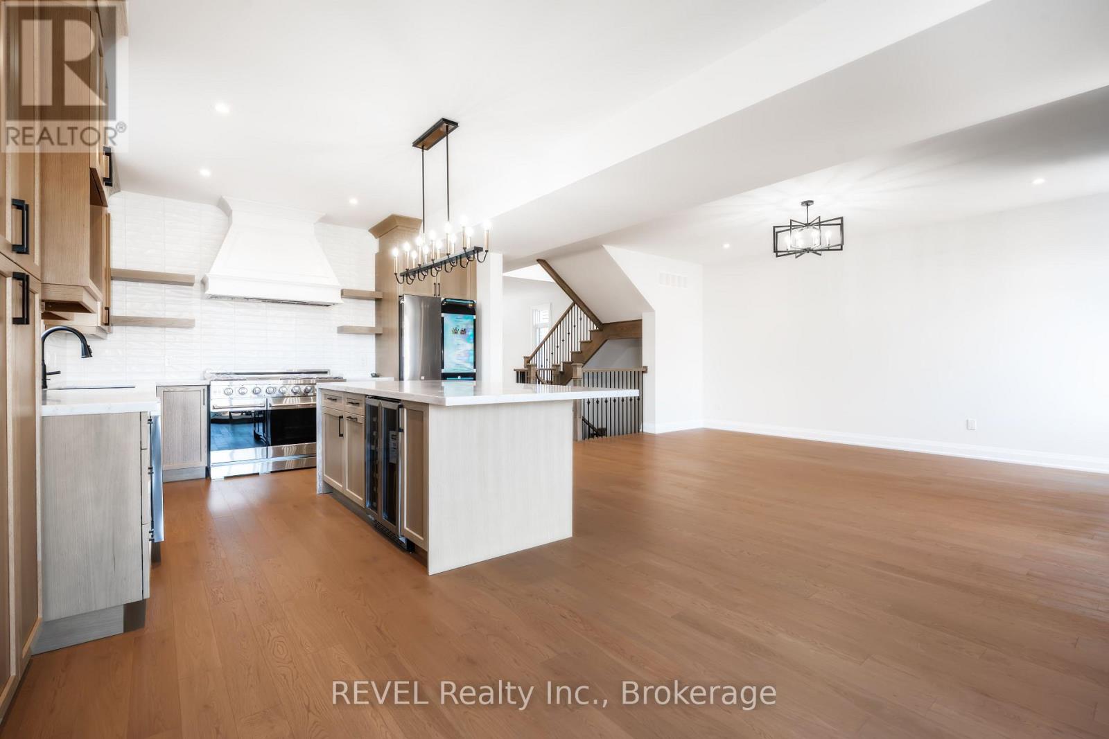 1190 Uppers Lane, Thorold, Ontario  L2V 0H1 - Photo 8 - X12614646