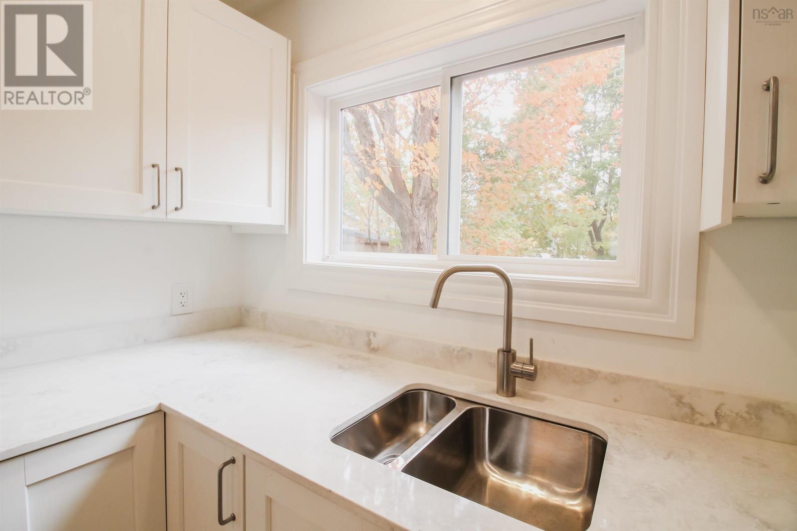 74 Duke Street, Truro, Nova Scotia  B2N 2A6 - Photo 18 - 202526216