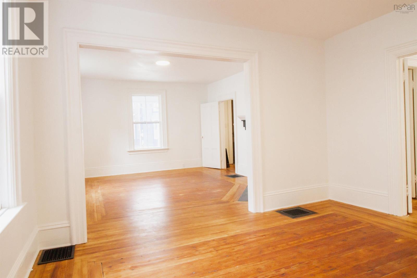 74 Duke Street, Truro, Nova Scotia  B2N 2A6 - Photo 8 - 202526216