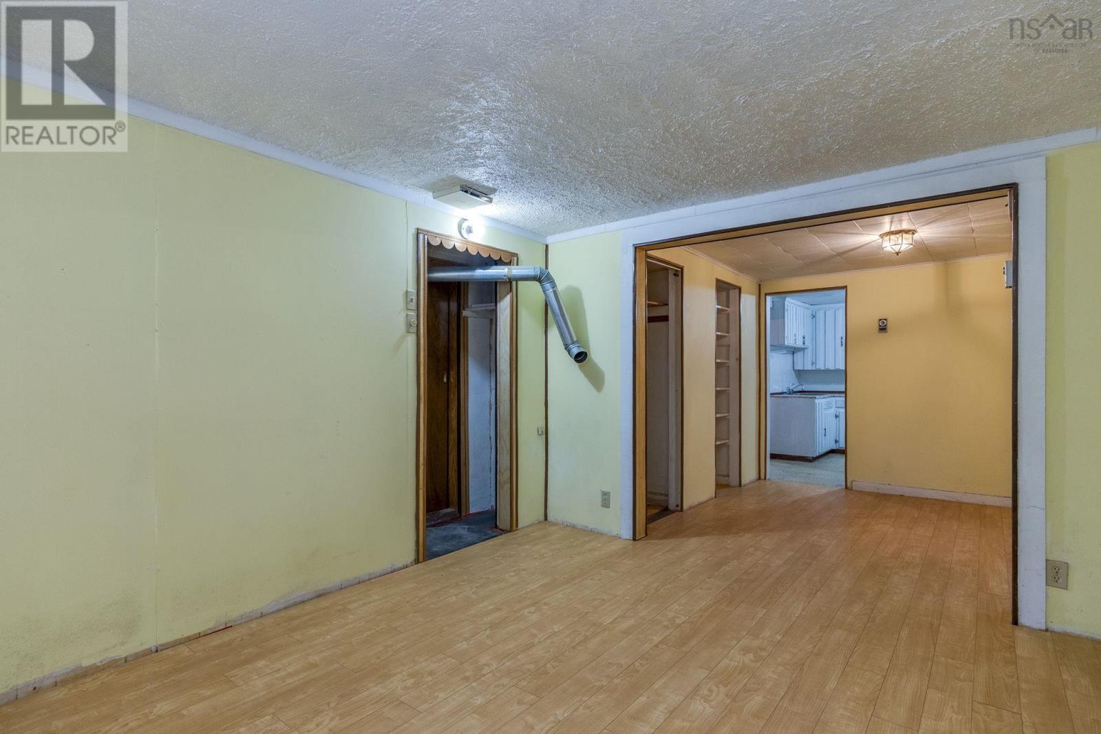 8 Ashdale Avenue, Halifax, Nova Scotia  B3N 2C8 - Photo 31 - 202529229