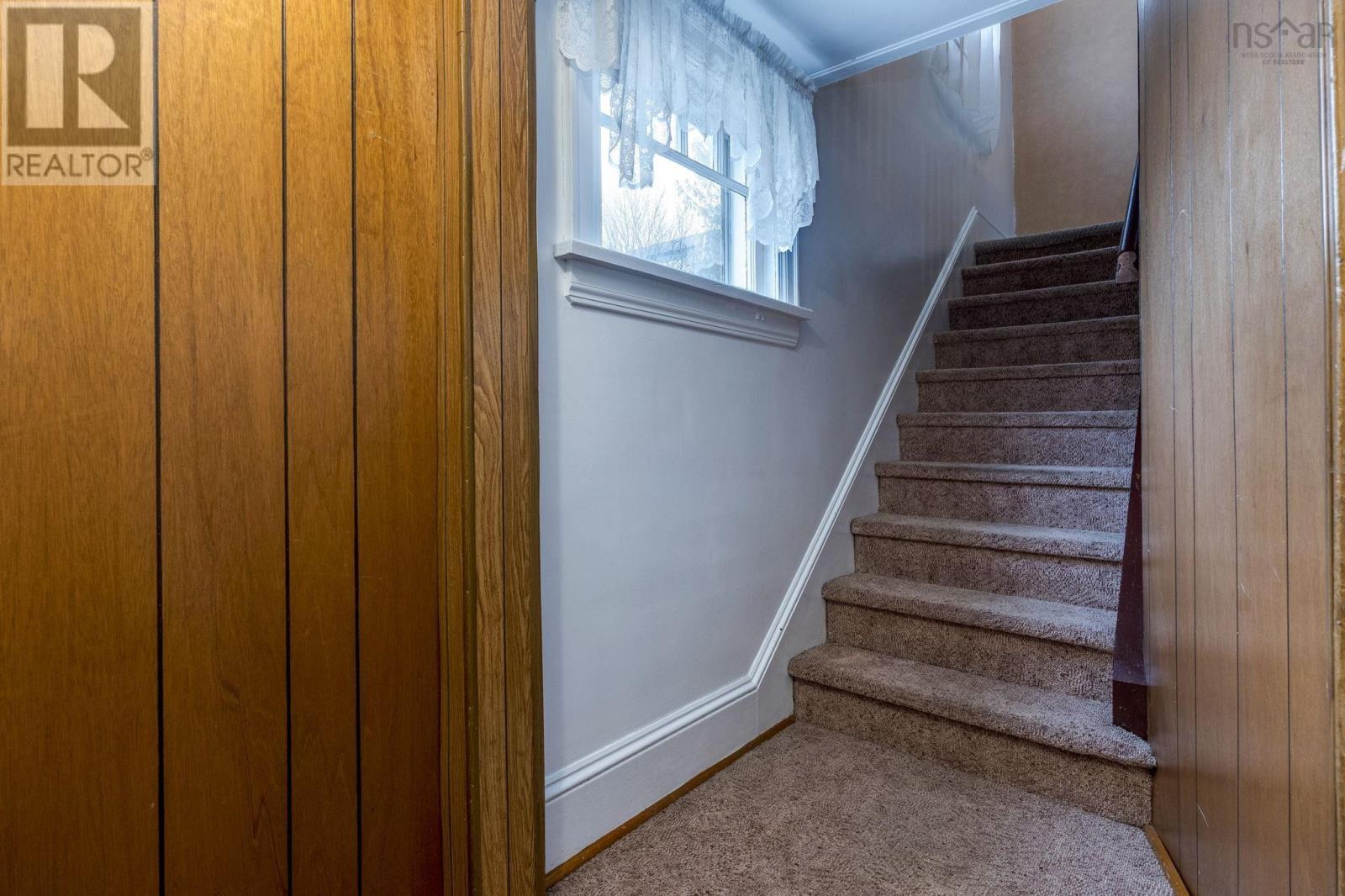 8 Ashdale Avenue, Halifax, Nova Scotia  B3N 2C8 - Photo 21 - 202529229