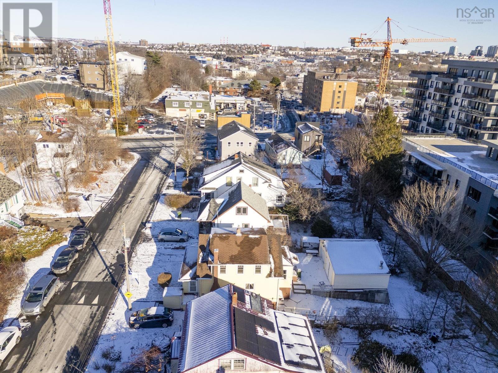 8 Ashdale Avenue, Halifax, Nova Scotia  B3N 2C8 - Photo 38 - 202529229