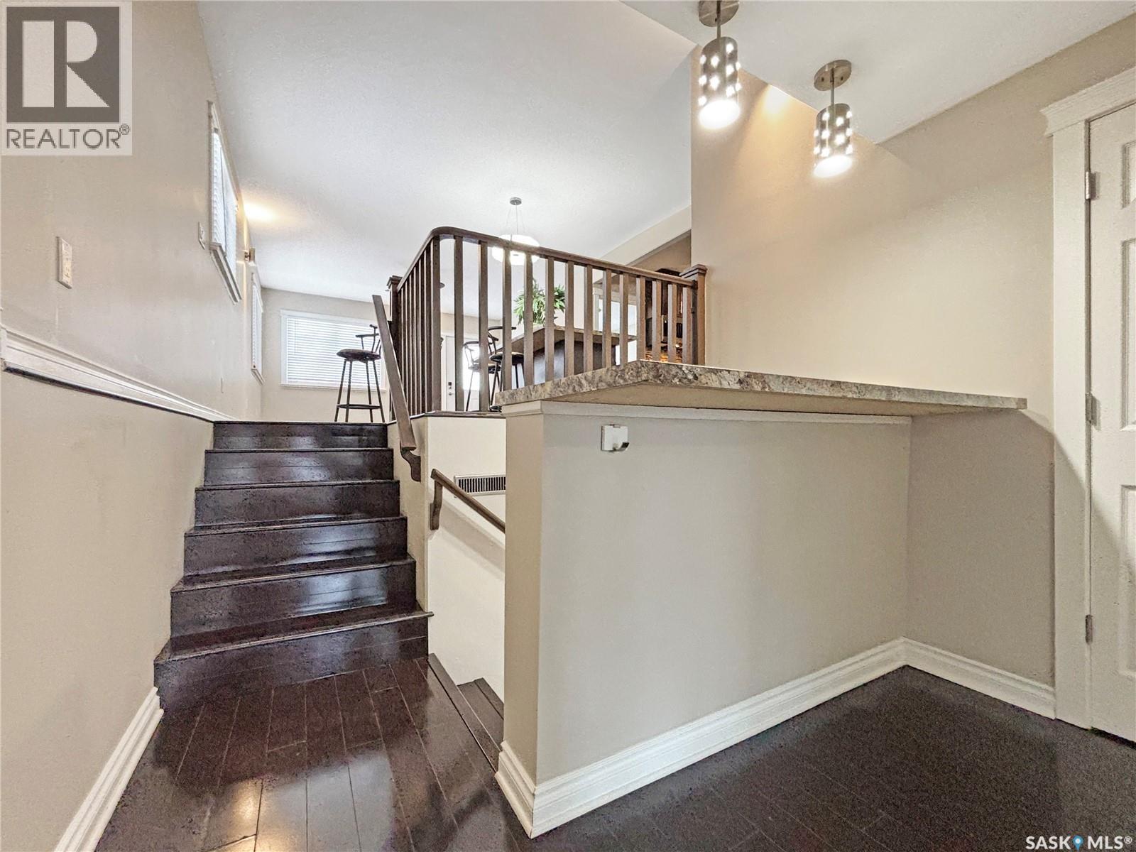 1030 M Avenue S, Saskatoon, Saskatchewan S7M 2L9 - Photo 21 - SK024997