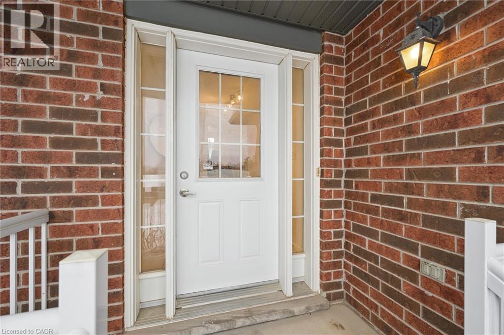 268 Parkvale Drive, Kitchener, Ontario  N2R 1Y7 - Photo 4 - 40791904