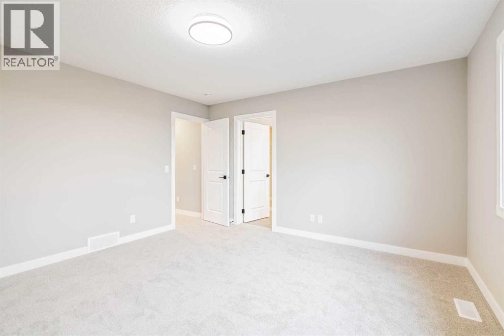 147 Belvedere Crescent Se, Calgary, Alberta  T2A 7Y5 - Photo 23 - A2244717