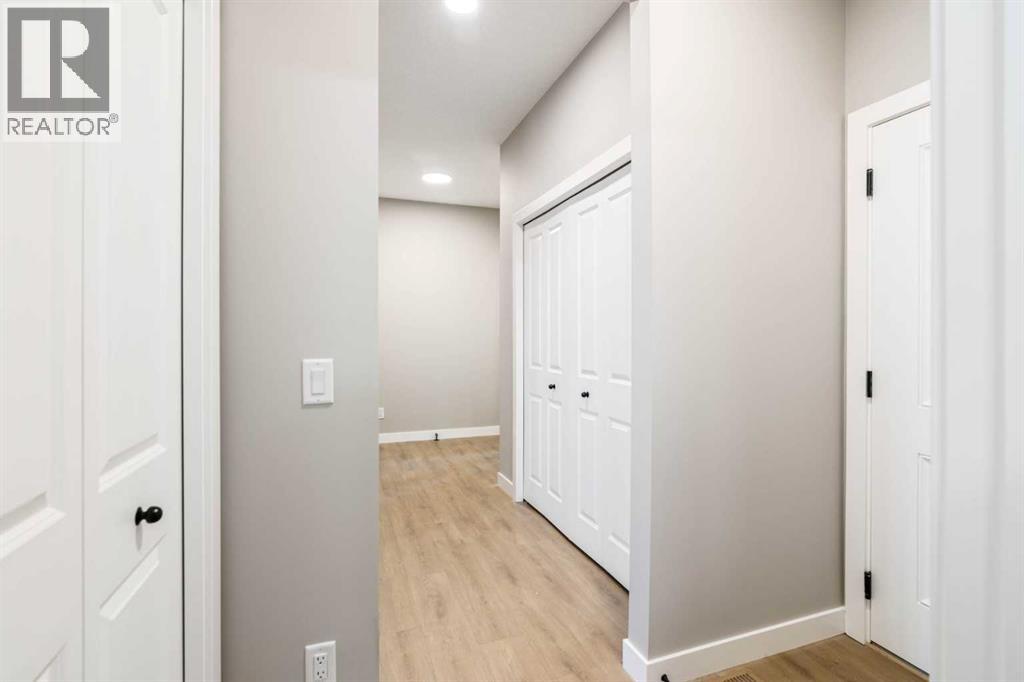 147 Belvedere Crescent Se, Calgary, Alberta  T2A 7Y5 - Photo 5 - A2244717