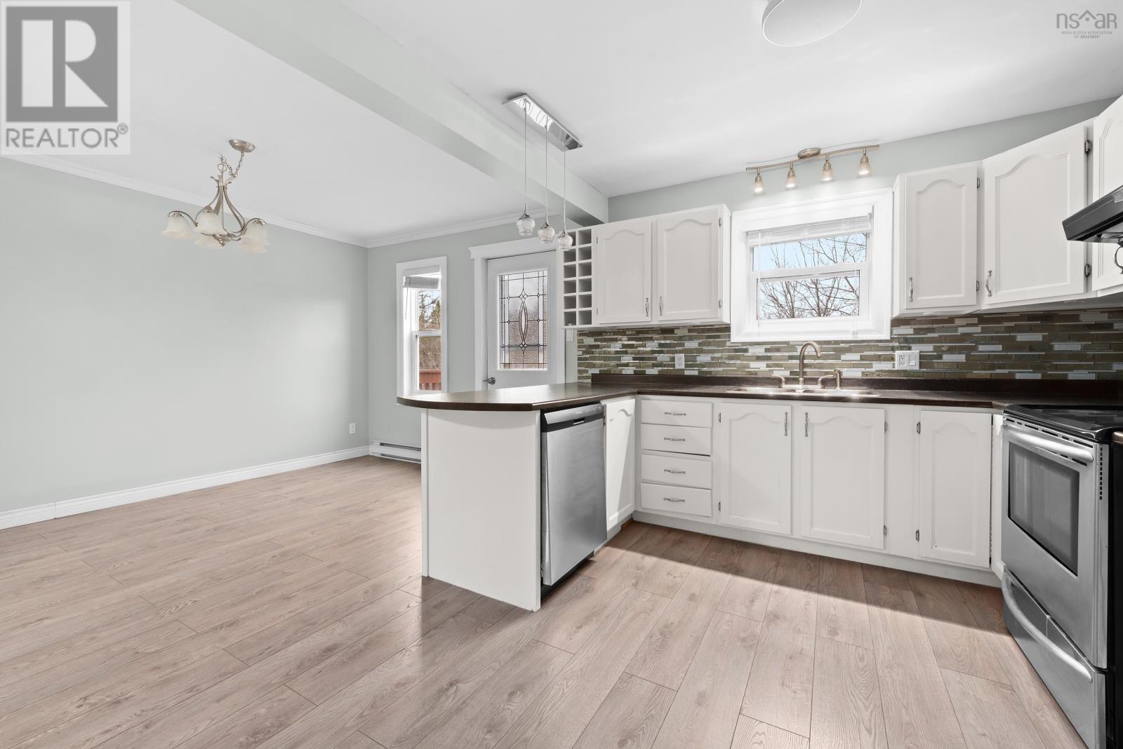 25 Taleen Drive, Lower Sackville, Nova Scotia  B4C 4A6 - Photo 8 - 202529031