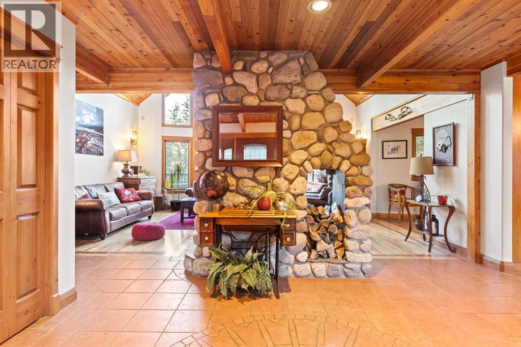 34 Lac Des Arcs Drive, Lac Des Arcs, Alberta  T1W 2W3 - Photo 12 - A2271367