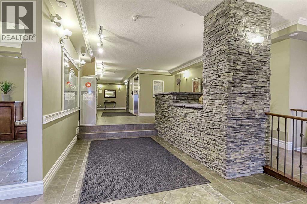 128, 369 Rocky Vista Park Nw, Calgary, Alberta  T3G 5K7 - Photo 4 - A2272697