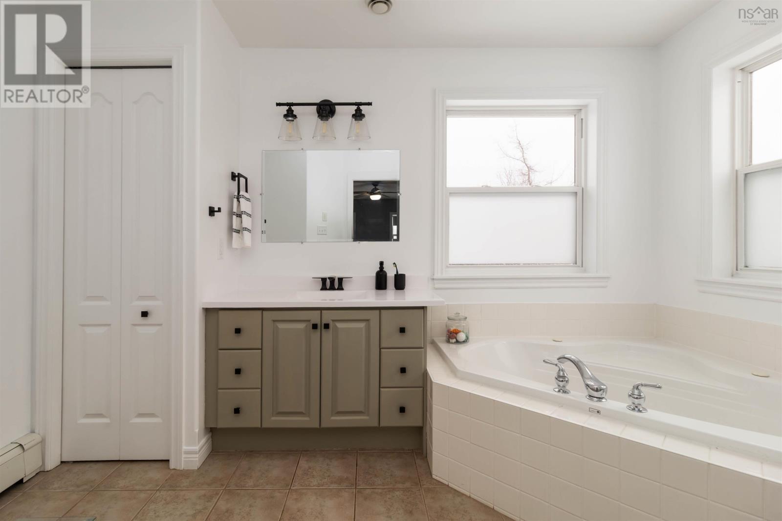 53 Pearl Drive, Cole Harbour, Nova Scotia B2V 2T7 - Photo 35 - 202529193