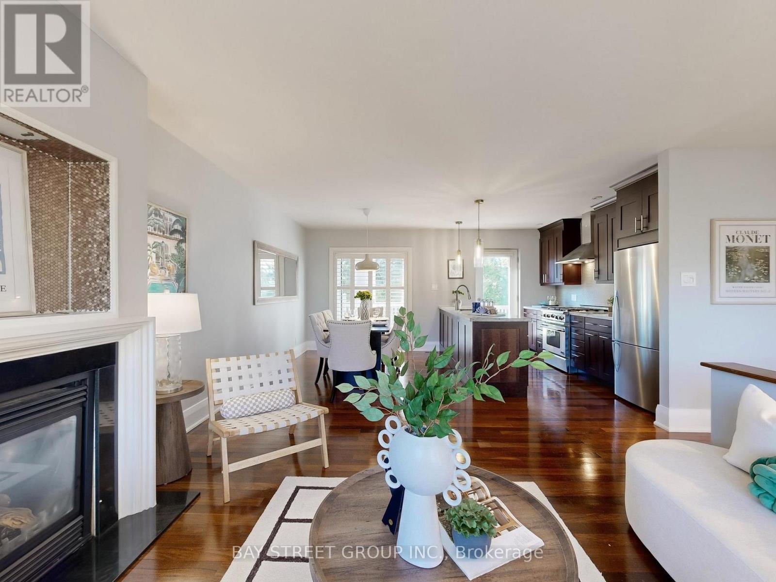 8 Overton Crescent, Toronto, Ontario  M3B 2V2 - Photo 7 - C12615404