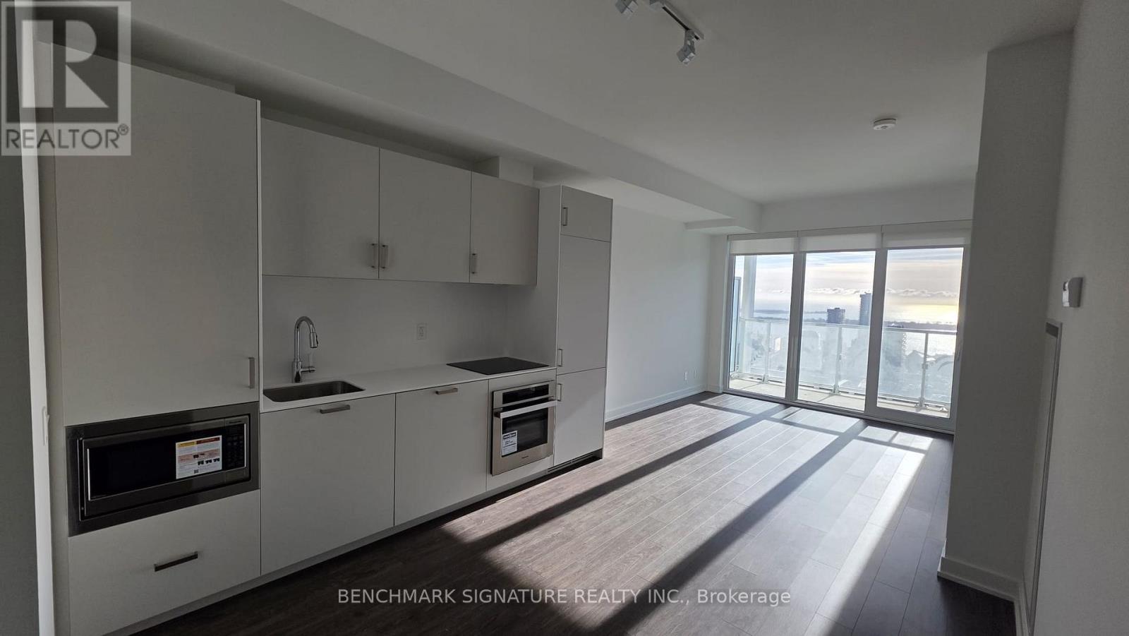 5009 - 88 Queen Street E, Toronto, Ontario  M5C 0B6 - Photo 10 - C12615410