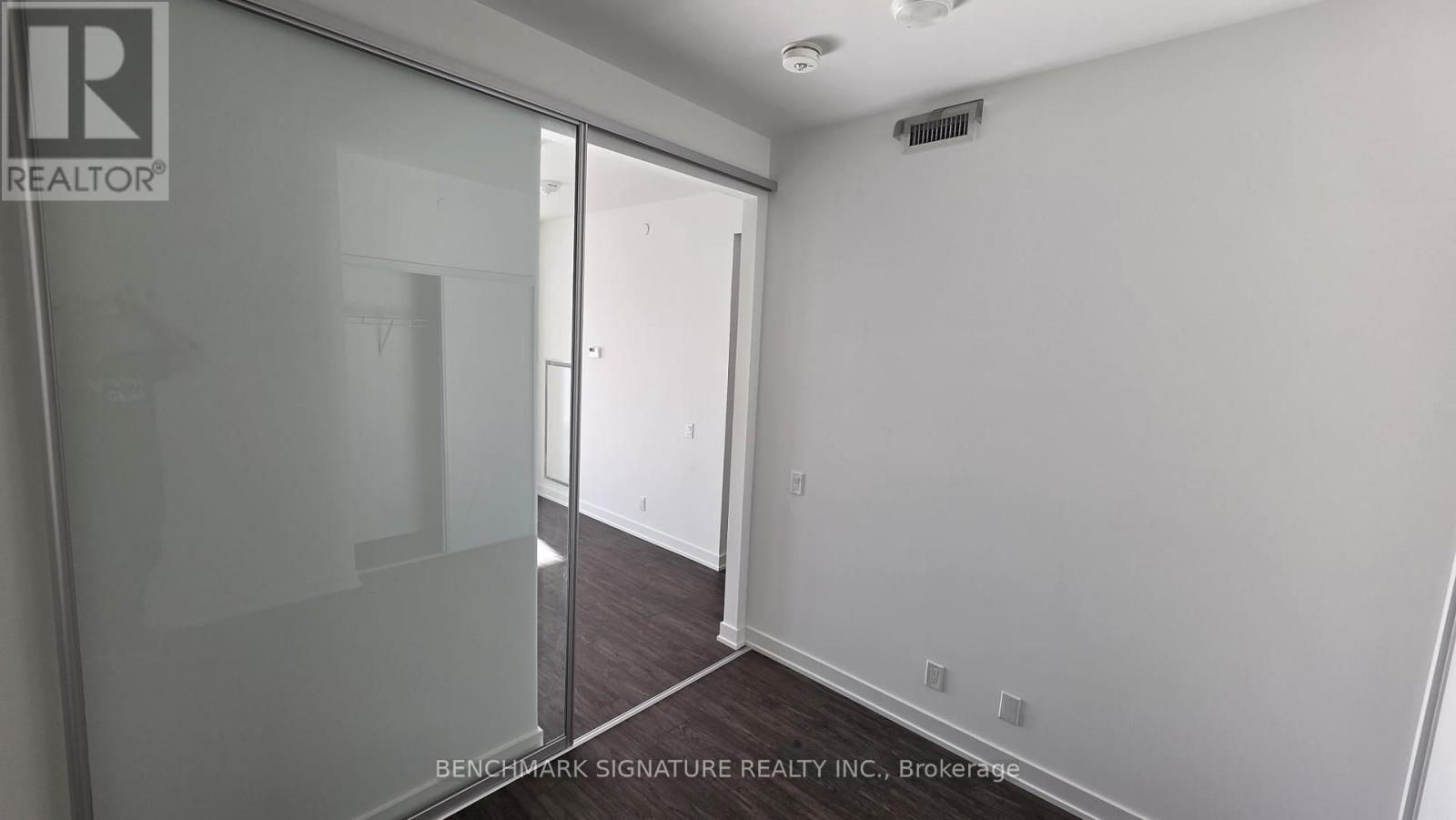 5009 - 88 Queen Street E, Toronto, Ontario  M5C 0B6 - Photo 12 - C12615410
