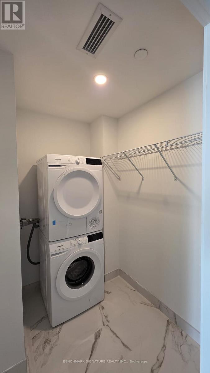 5009 - 88 Queen Street E, Toronto, Ontario  M5C 0B6 - Photo 8 - C12615410