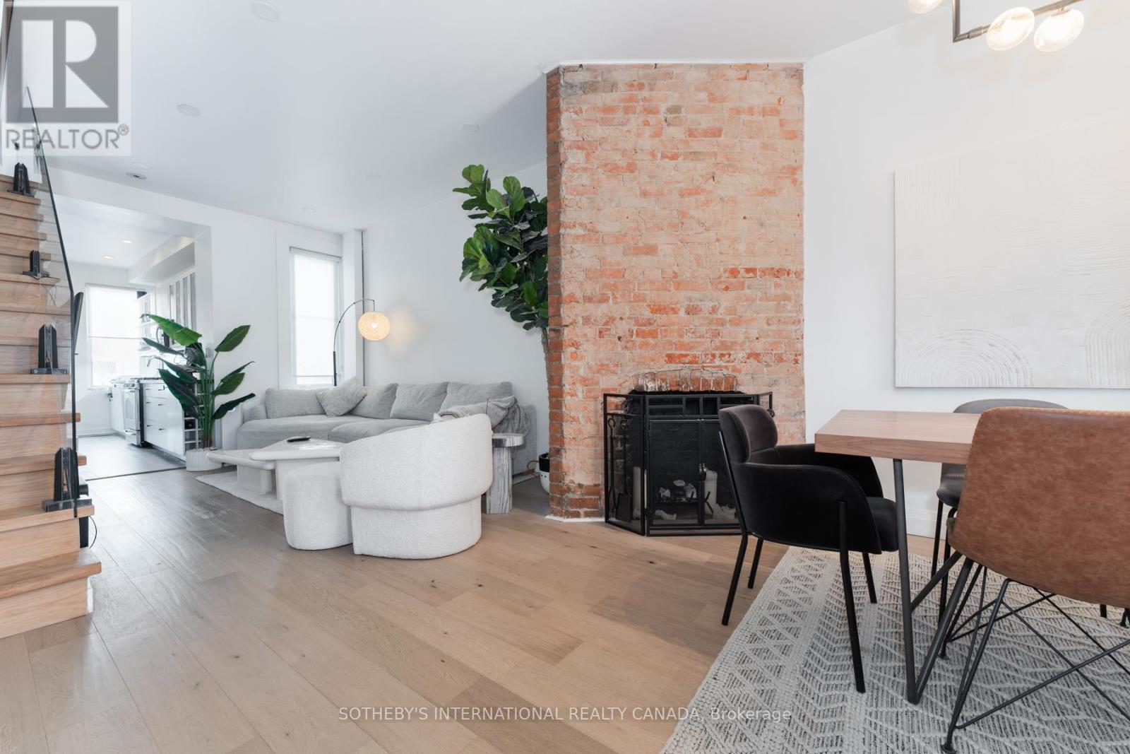 286 Euclid Avenue, Toronto, Ontario  M6J 2K2 - Photo 1 - C12615420