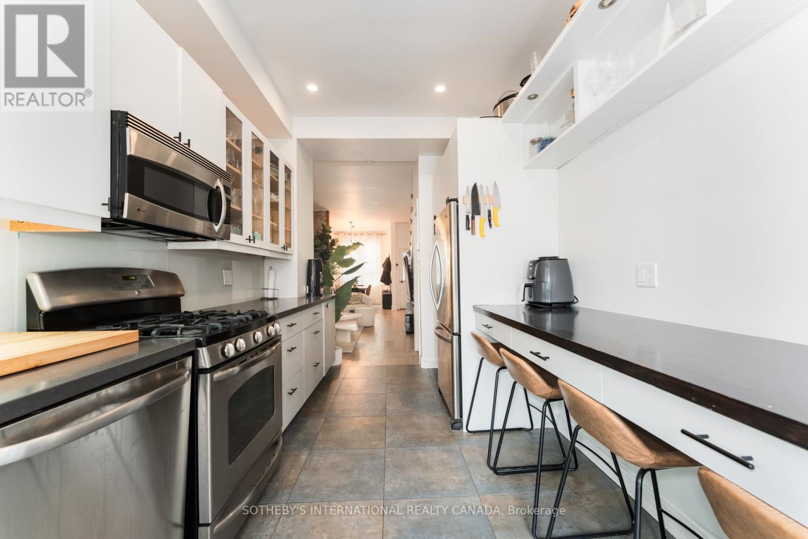 286 Euclid Avenue, Toronto, Ontario  M6J 2K2 - Photo 13 - C12615420