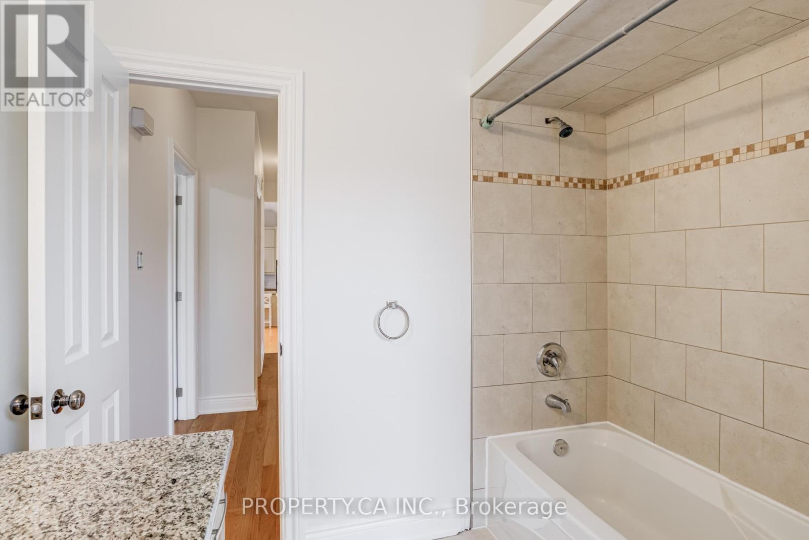 Upper - 21 D'arcy Street, Toronto, Ontario  M5T 1J8 - Photo 25 - C12615436