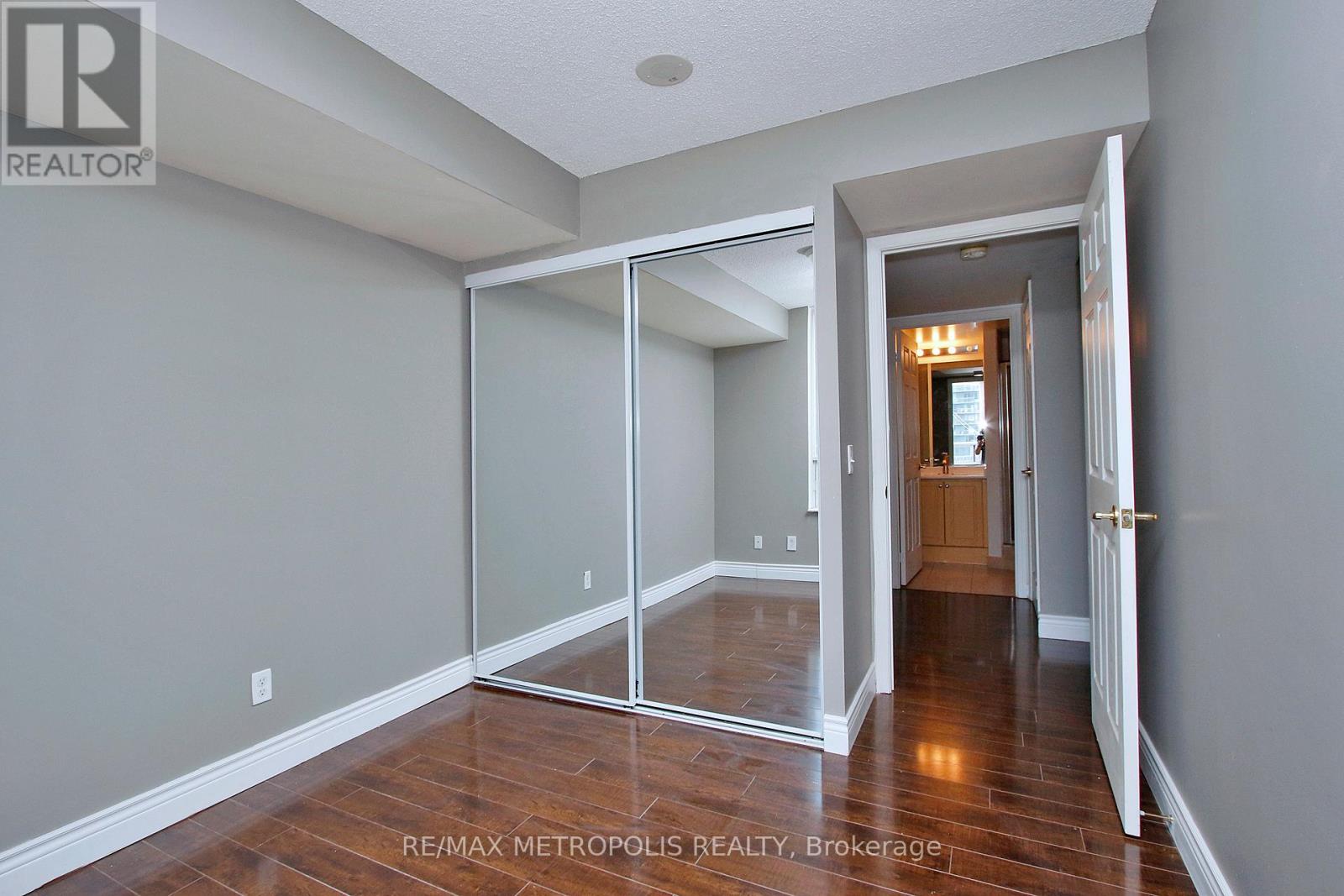 2006 - 30 Grand Trunk Crescent, Toronto (Waterfront Communities), Ontario  M5J 3A4 - Photo 10 - C12615466