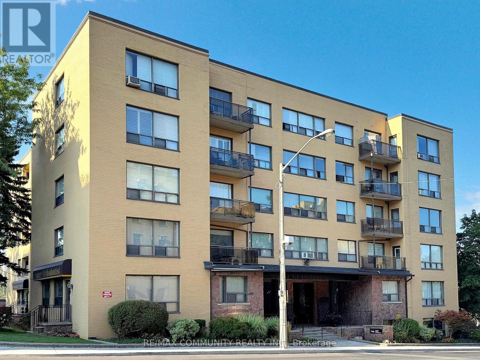 309 - 740 Eglinton Avenue W, Toronto, Ontario  M5N 1C4 - Photo 2 - C12615514