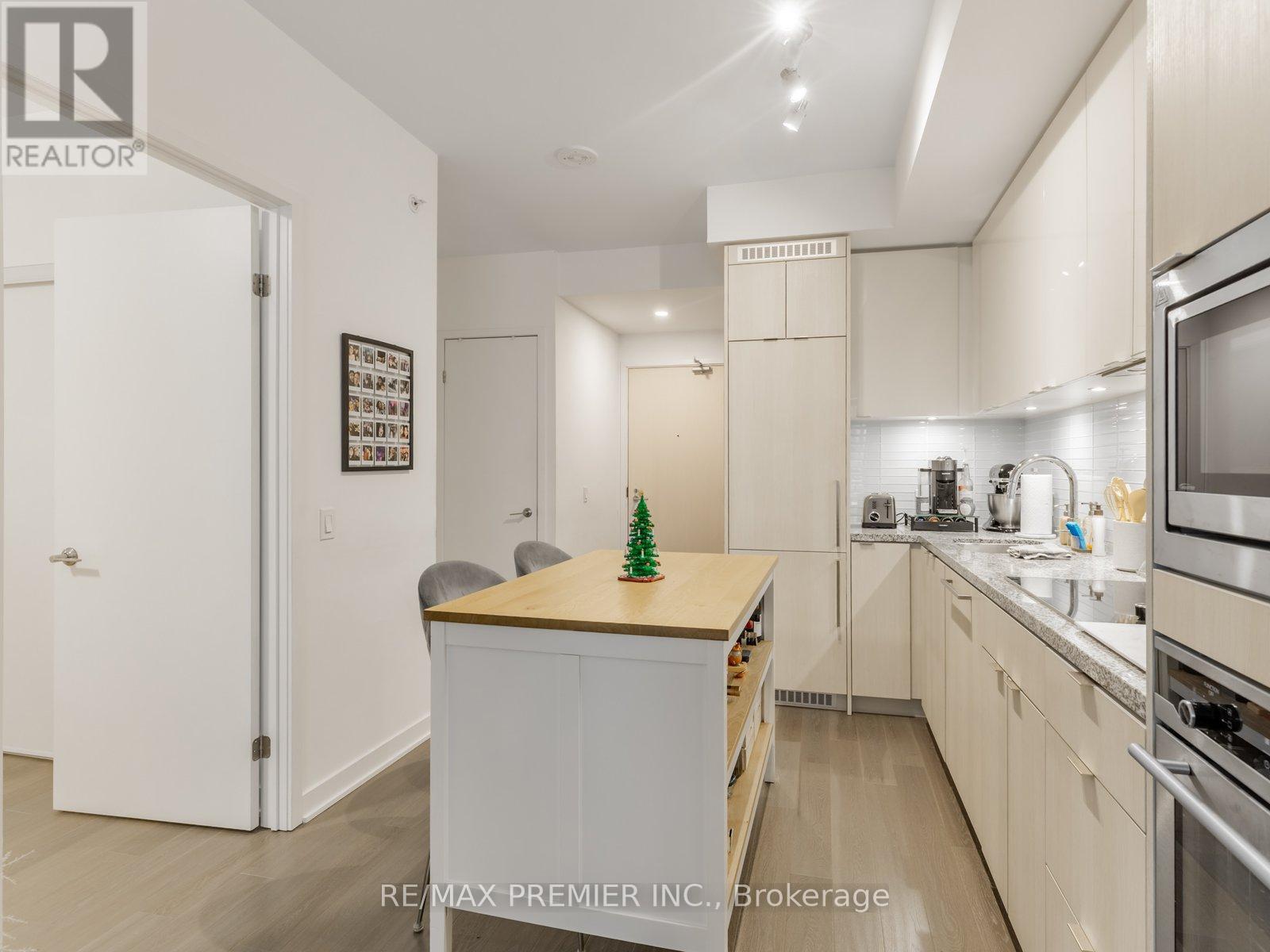 617 - 115 Blue Jays Way, Toronto, Ontario  M5V 0N4 - Photo 6 - C12615532