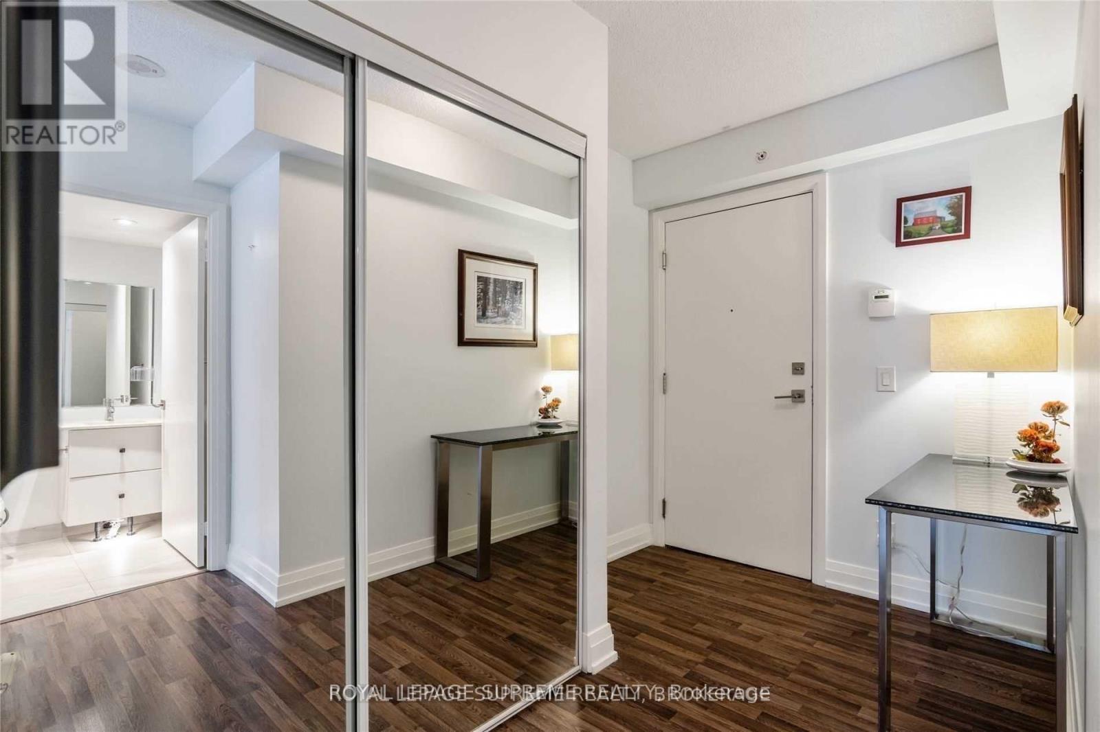 E707 - 555 Wilson Avenue, Toronto, Ontario  M3H 5Y6 - Photo 3 - C12615544