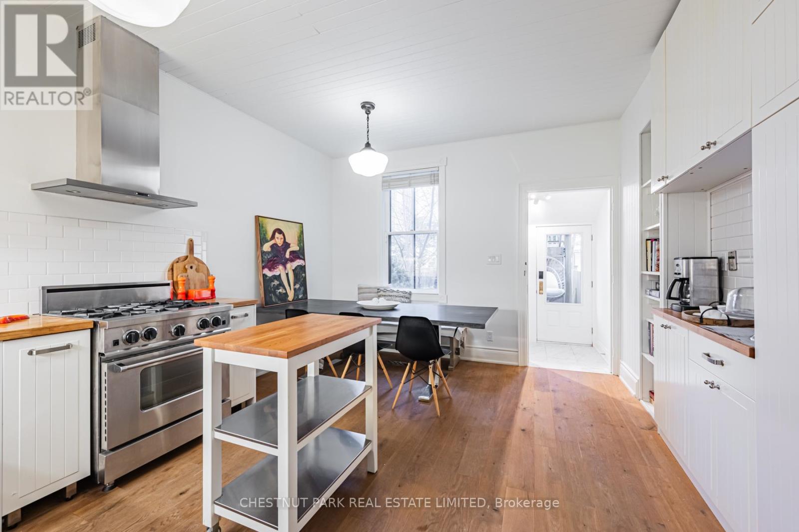 A - 381 St Clarens Avenue, Toronto, Ontario  M6H 3W2 - Photo 8 - C12615554